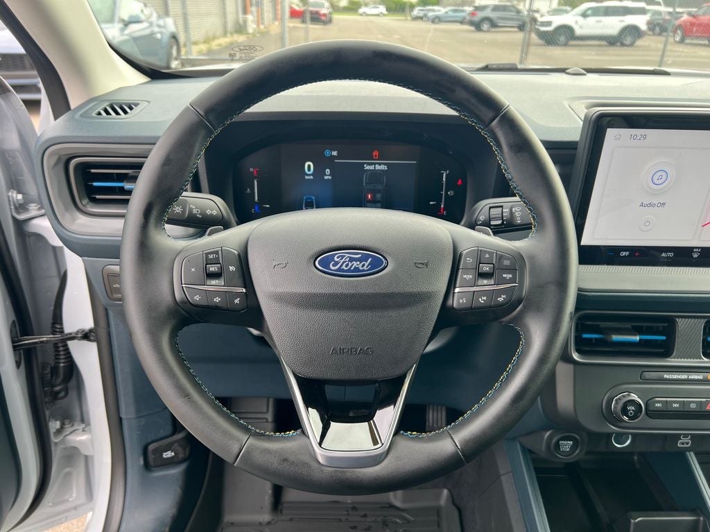 2026 Ford Maverick Lobo Standard