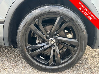 2023 Volkswagen Tiguan 2.0T SE R-Line Black