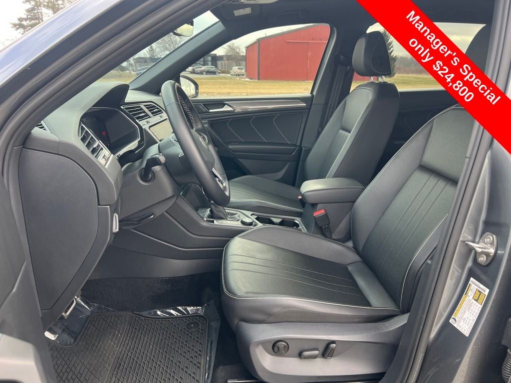 2023 Volkswagen Tiguan 2.0T SE R-Line Black