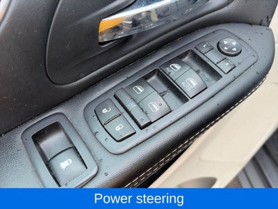2016 Chrysler Town & Country Touring