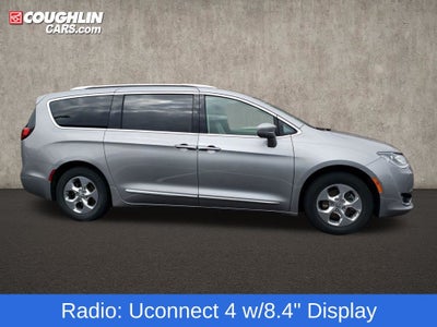 2019 Chrysler Pacifica Hybrid Touring L