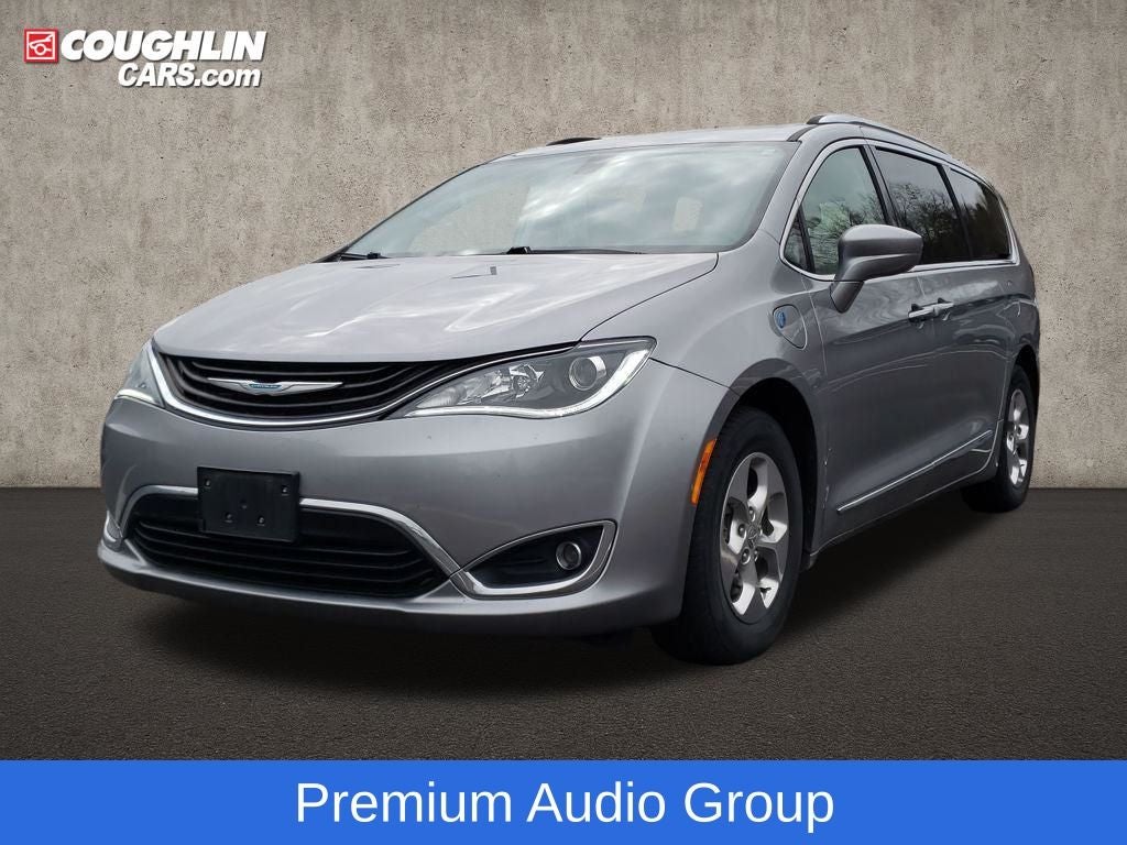 2019 Chrysler Pacifica Hybrid Touring L