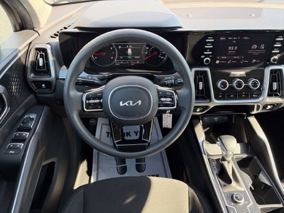 2023 Kia Sorento LX
