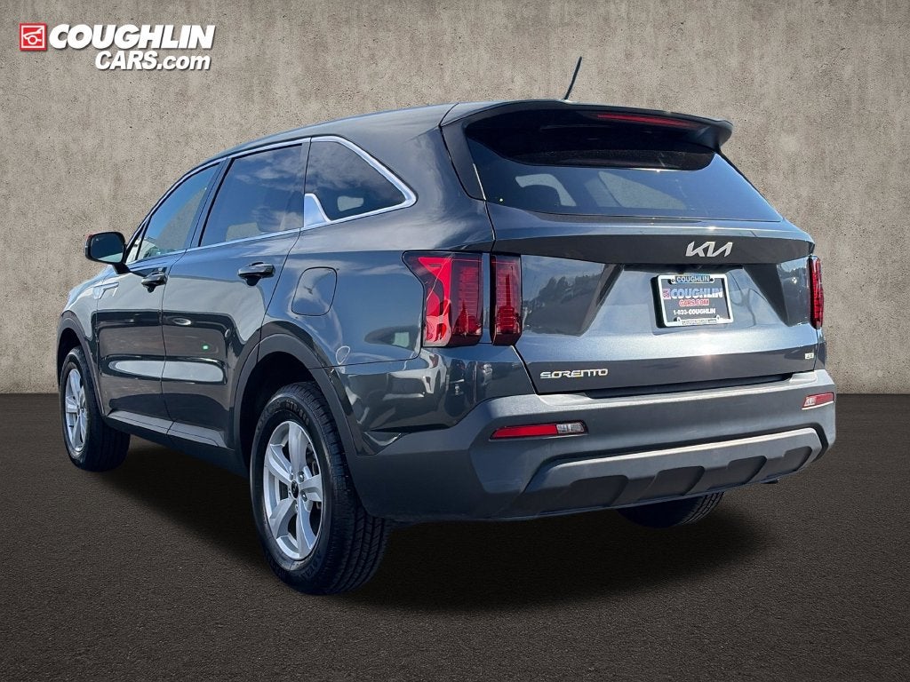 2023 Kia Sorento LX