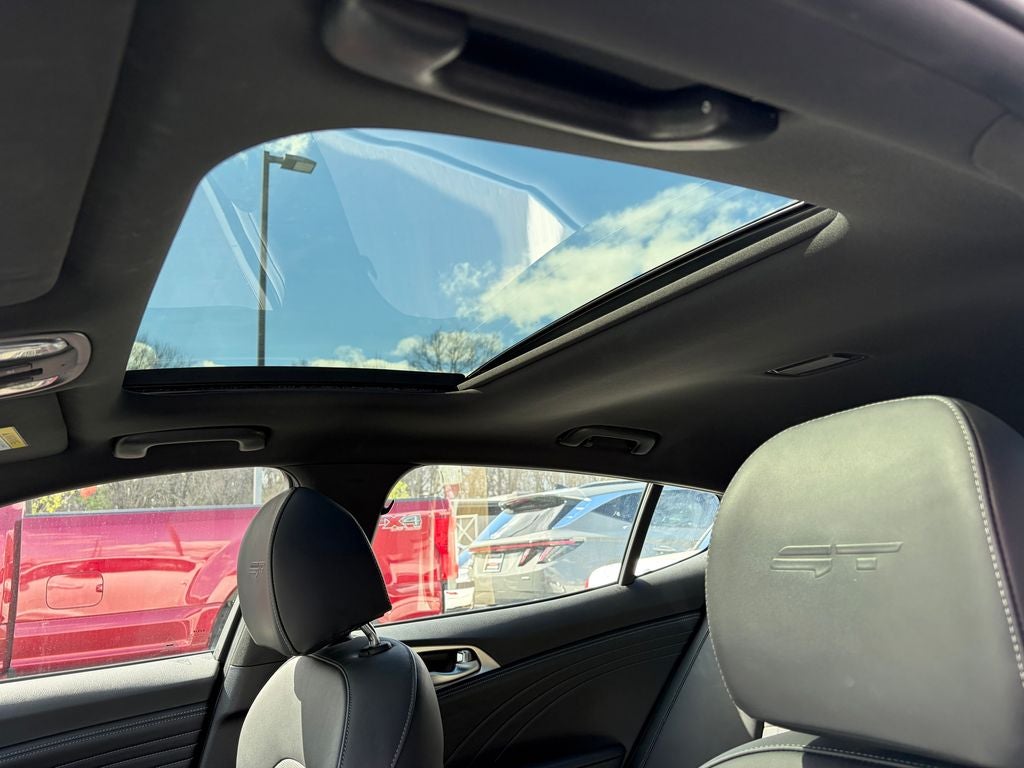 2023 Kia Stinger GT2