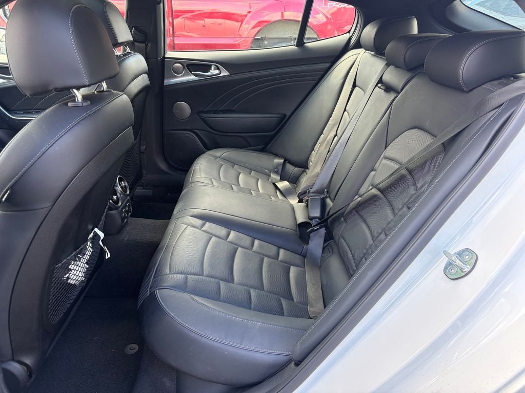 2023 Kia Stinger GT2