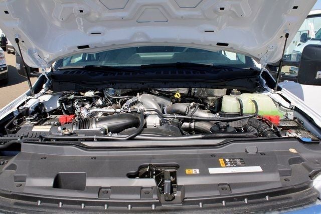 2024 Ford F-600SD XL