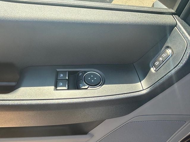 2025 Ford F-600SD XL