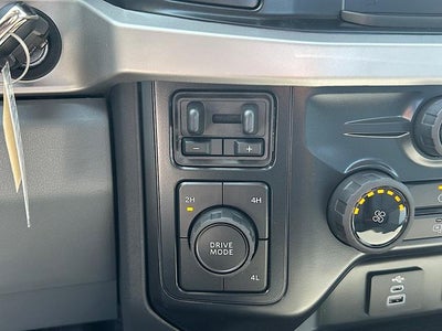 2025 Ford F-600SD XL