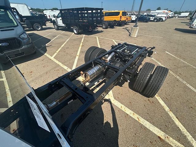 2025 Ford F-600SD XL