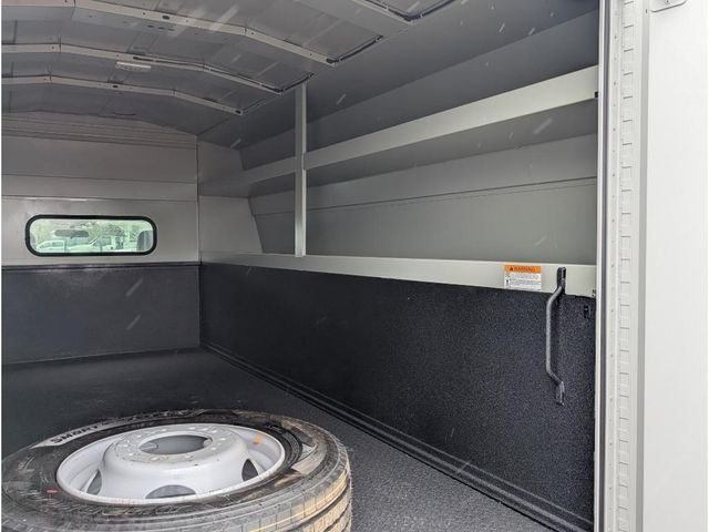 2025 Ford F-600SD XL