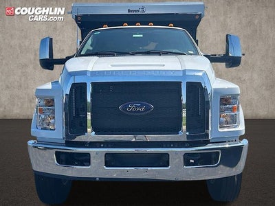 2025 Ford F-750SD Base