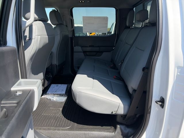 2026 Ford F-550SD DRW