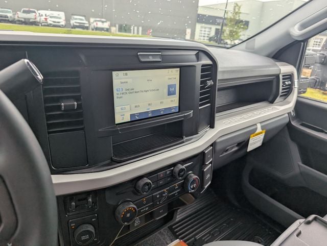 2026 Ford F-550SD DRW