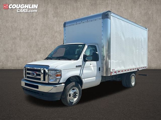 2025 Ford E-350SD Base Cutaway