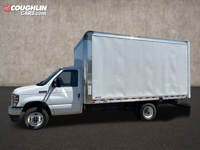 2025 Ford E-350SD Base Cutaway