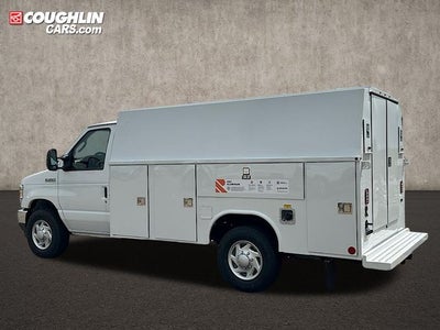 2026 Ford E-350SD Base Cutaway