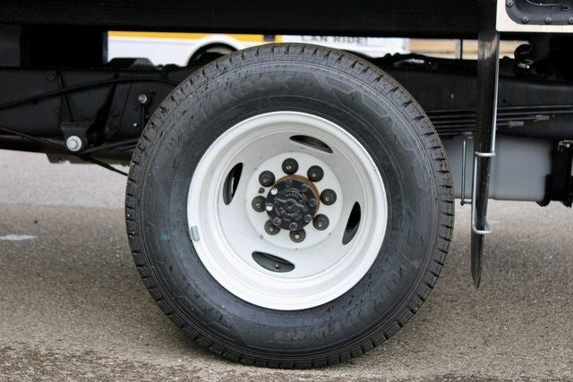 2025 Ford E-450SD Base