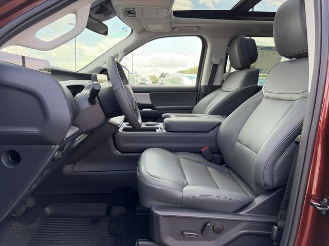 2027 Ford Expedition Active