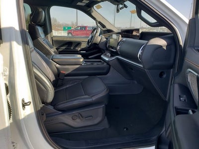 2025 Ford Expedition Tremor