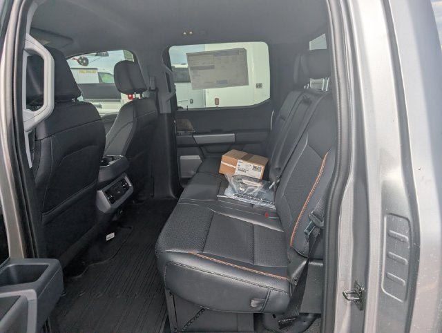 2027 Ford F-350SD Lariat