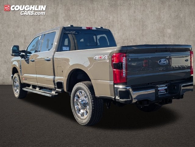 2027 Ford F-350SD Lariat