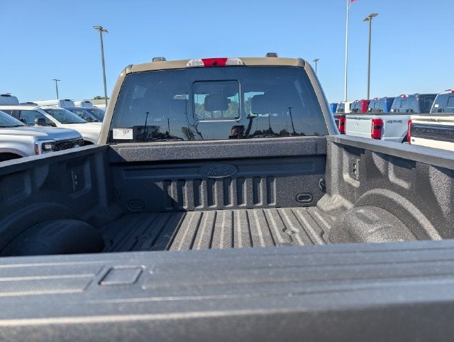 2027 Ford F-350SD Lariat