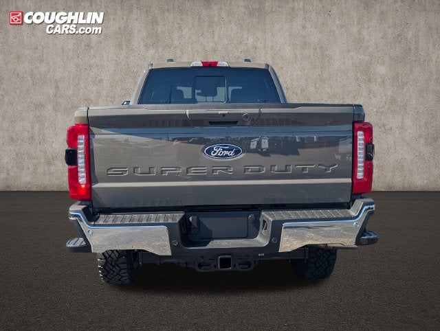 2027 Ford F-350SD Lariat