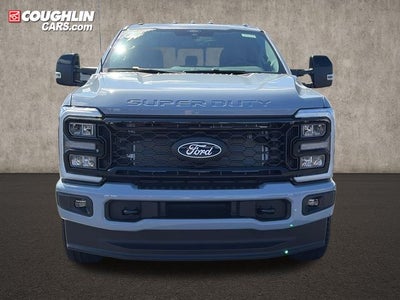 2027 Ford F-350SD Lariat