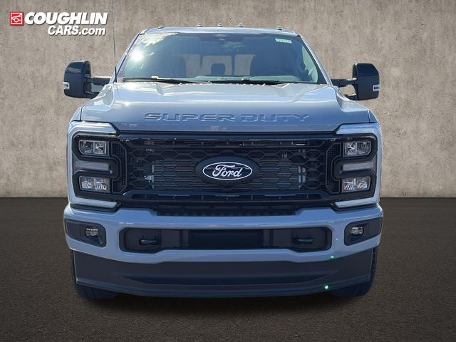 2027 Ford F-350SD Lariat