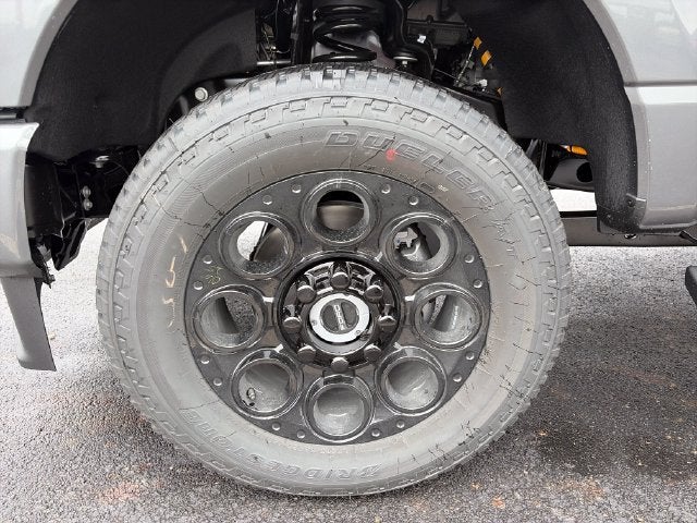 2027 Ford F-350SD Lariat
