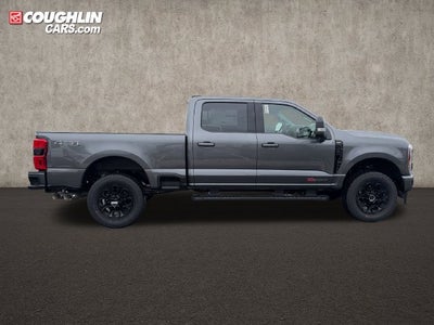 2027 Ford F-350SD Lariat