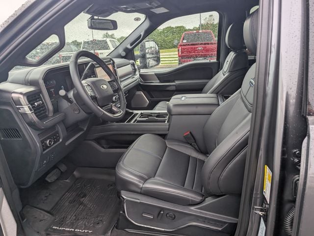 2026 Ford F-350SD Platinum DRW