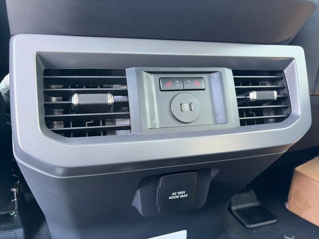 2027 Ford F-350SD Lariat DRW