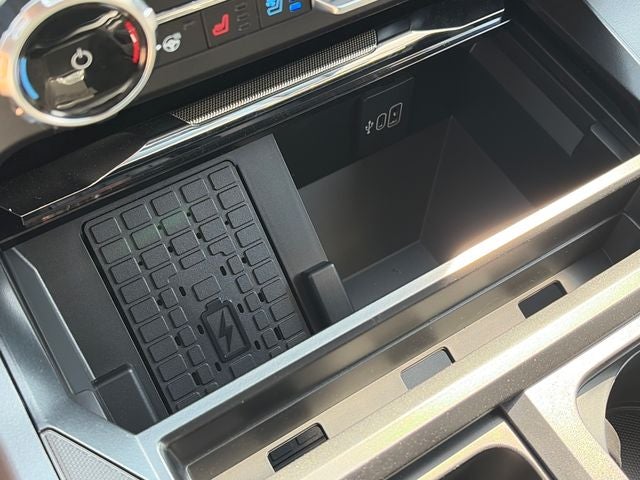 2027 Ford F-350SD Lariat DRW