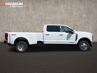2027 Ford F-350SD Lariat DRW