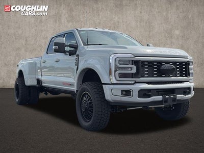 2026 Ford F-450SD Platinum DRW
