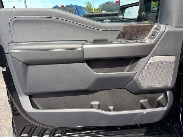 2027 Ford F-450SD Lariat DRW