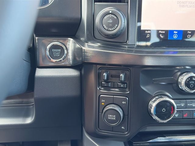 2027 Ford F-450SD Lariat DRW