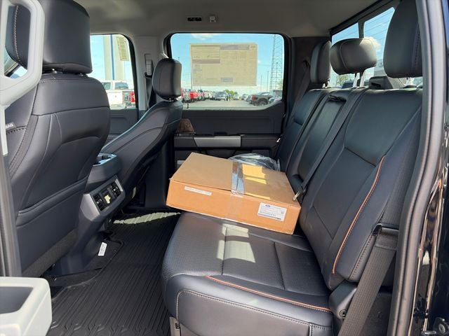 2027 Ford F-450SD Lariat DRW