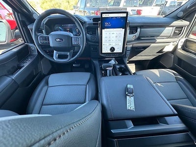 2025 Ford F-150 Lightning Lariat