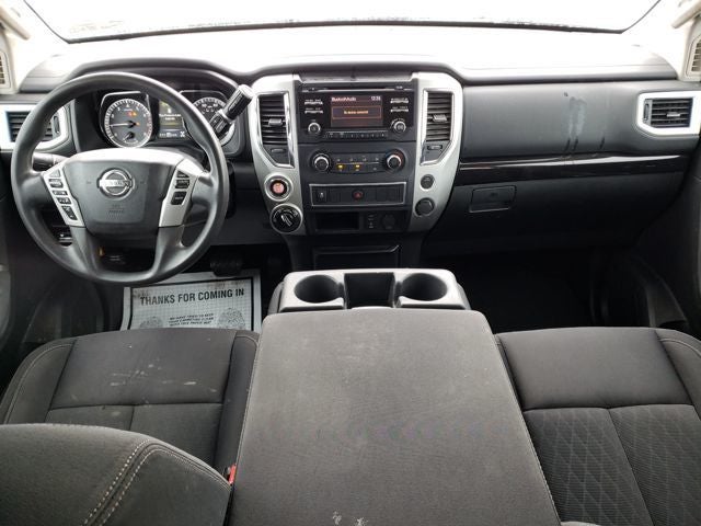 2017 Nissan Titan SV