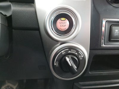 2017 Nissan Titan SV