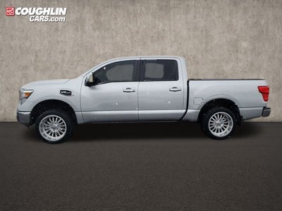 2017 Nissan Titan SV