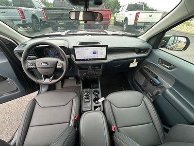 2025 Ford Maverick Lobo Standard