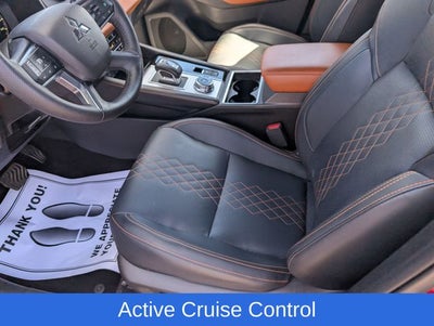 2024 Mitsubishi Outlander SEL