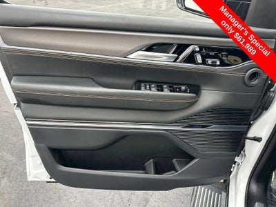 2023 Jeep Grand Wagoneer Series III Obsidian