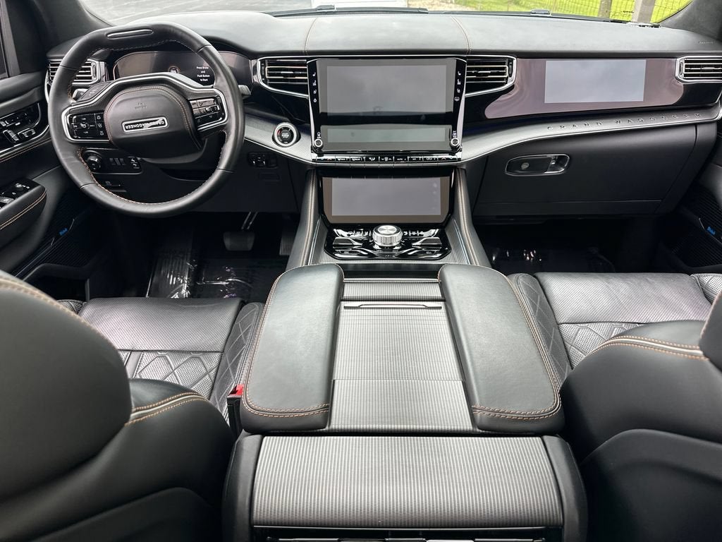 2023 Jeep Grand Wagoneer Series III Obsidian