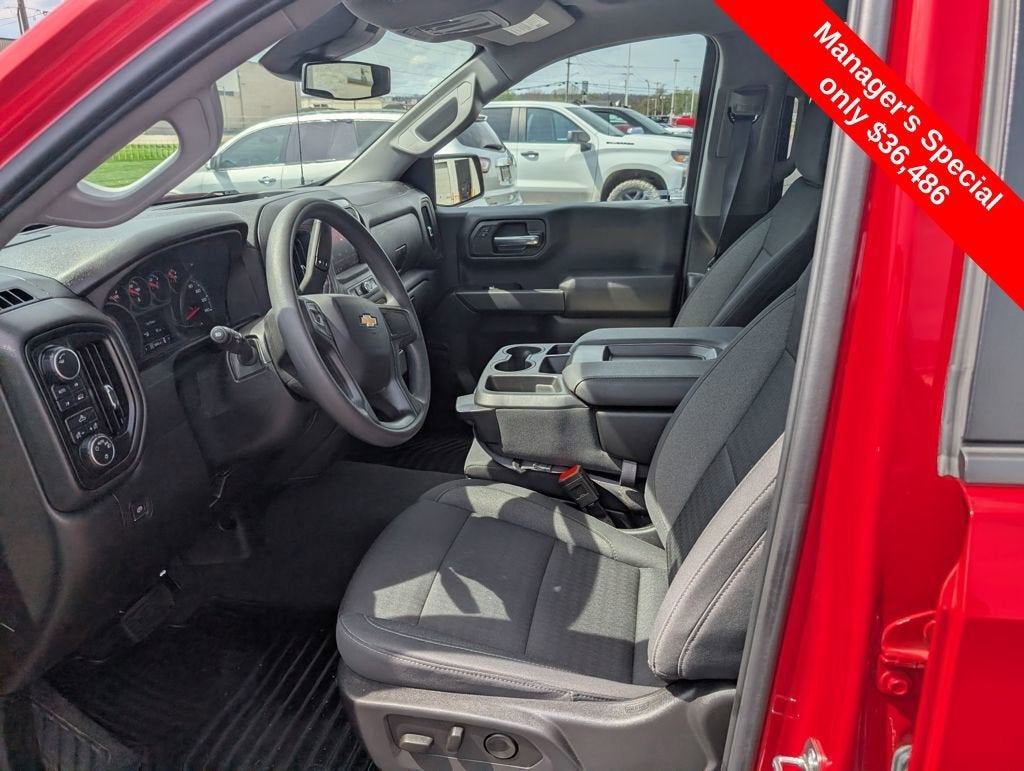 2023 Chevrolet Silverado 1500 Custom