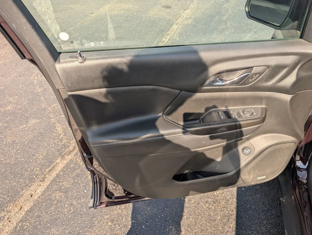 2017 GMC Acadia SLT